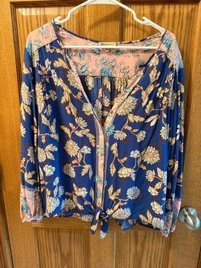 Democracy Xl Navy Floral Tie-Front Long Sleeve Blouse with Pink Accents
